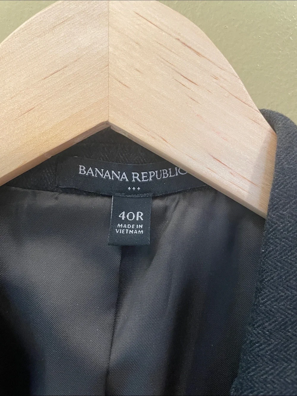 NWOT Banana Republic Men's Dark Charcoal Gray Blazer